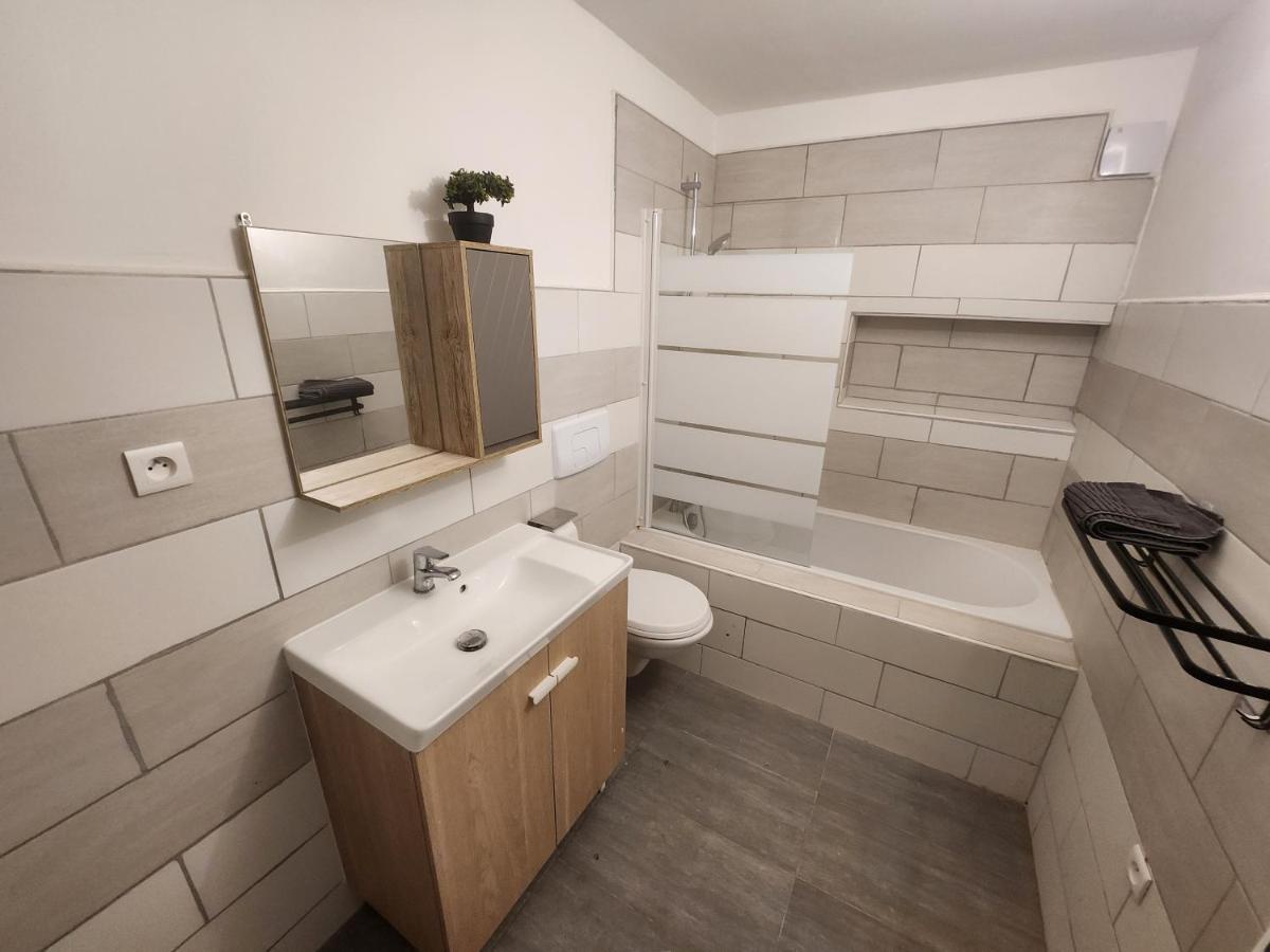 Spacieux 2 Chambres, Paisible 巴勒迪克 外观 照片